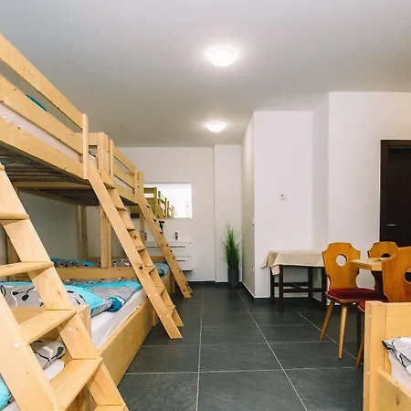 Hostel Paradise Slovenia *