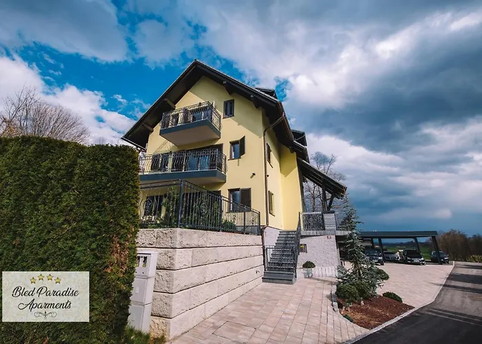 Paradise Slovenia Albergue *